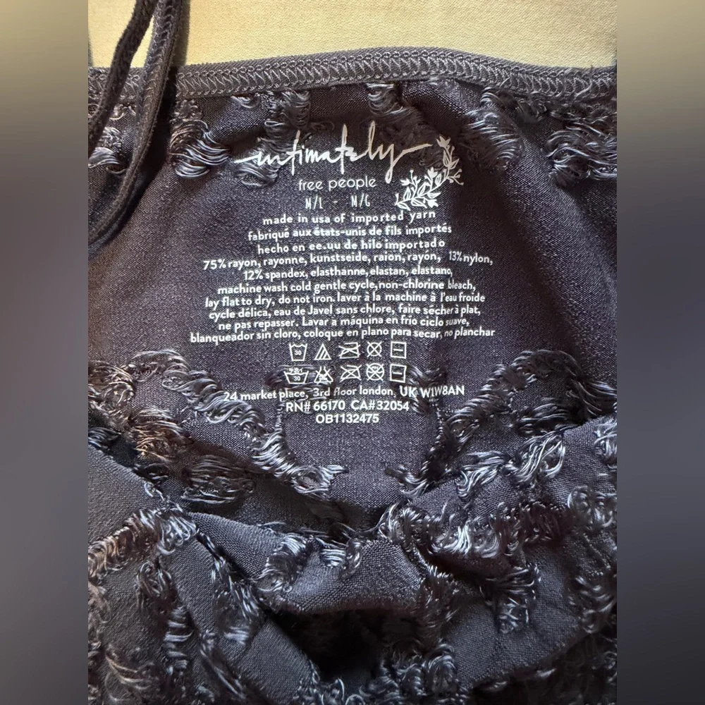 Free People Mercury Seamless Cami 
M/L grey - Picture 7 of 8